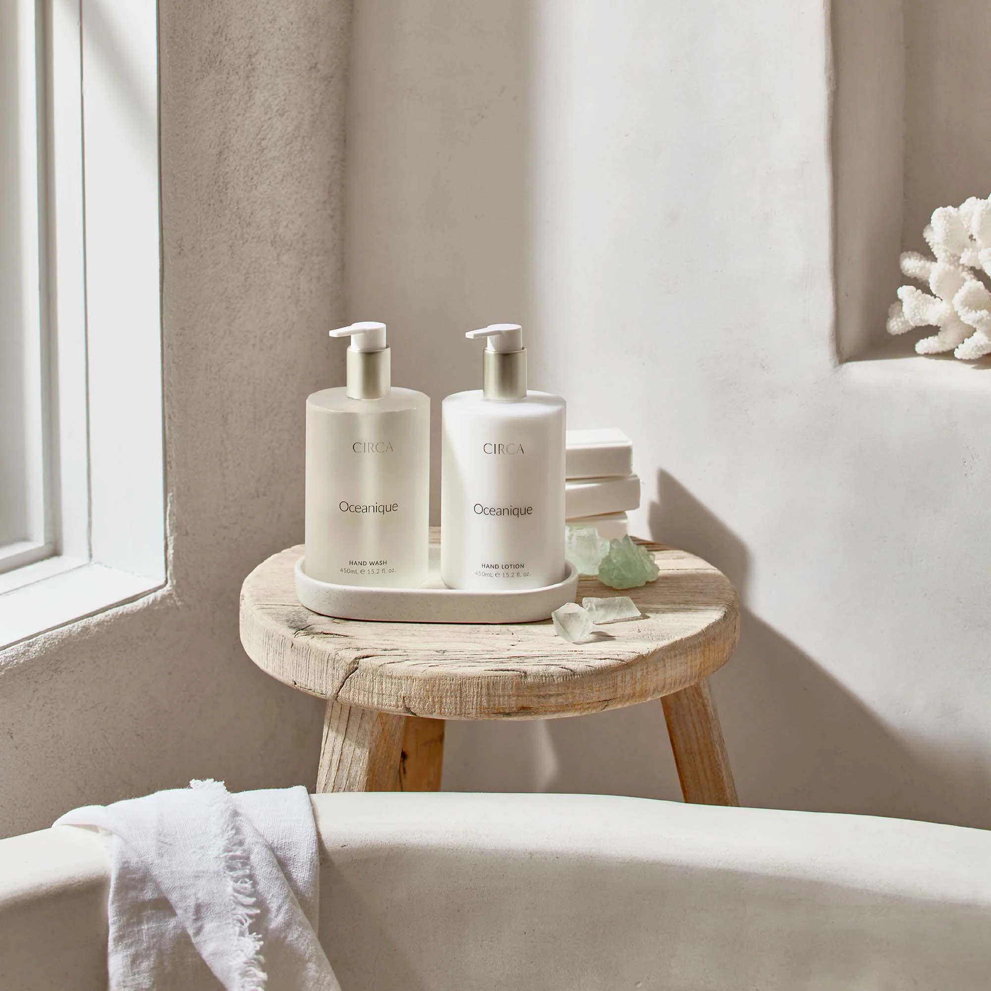 CIRCA Oceanique Hand Care Duo Set 900ml - Image 2