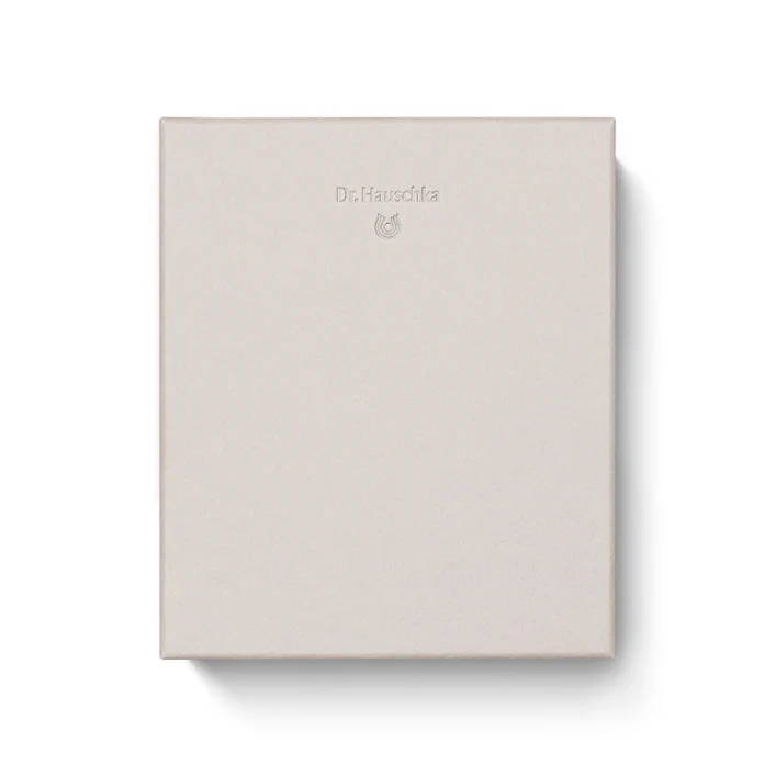 Dr. Hauschka Warm Glow Gift Set - Image 5