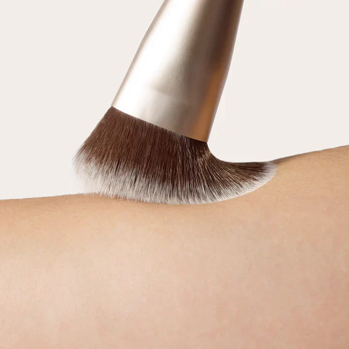 Jane Iredale Multiuse Blending Brush - Image 3