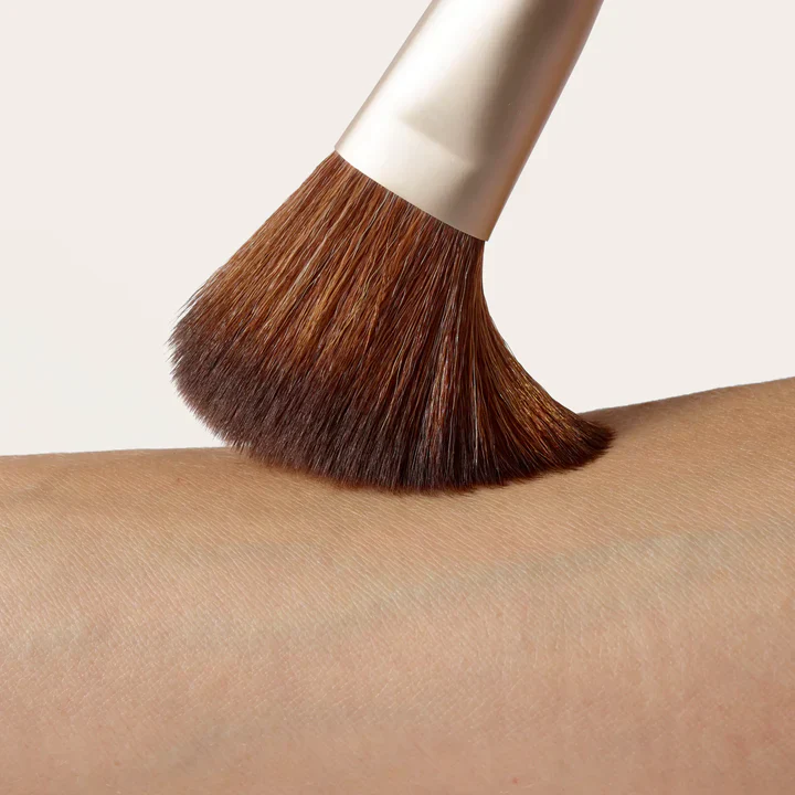 Jane Iredale Powder Complexion Brush - Image 3