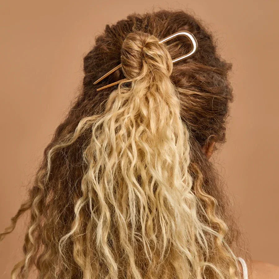 Kitsch Metal French Hair Pin - Gold - Image 3