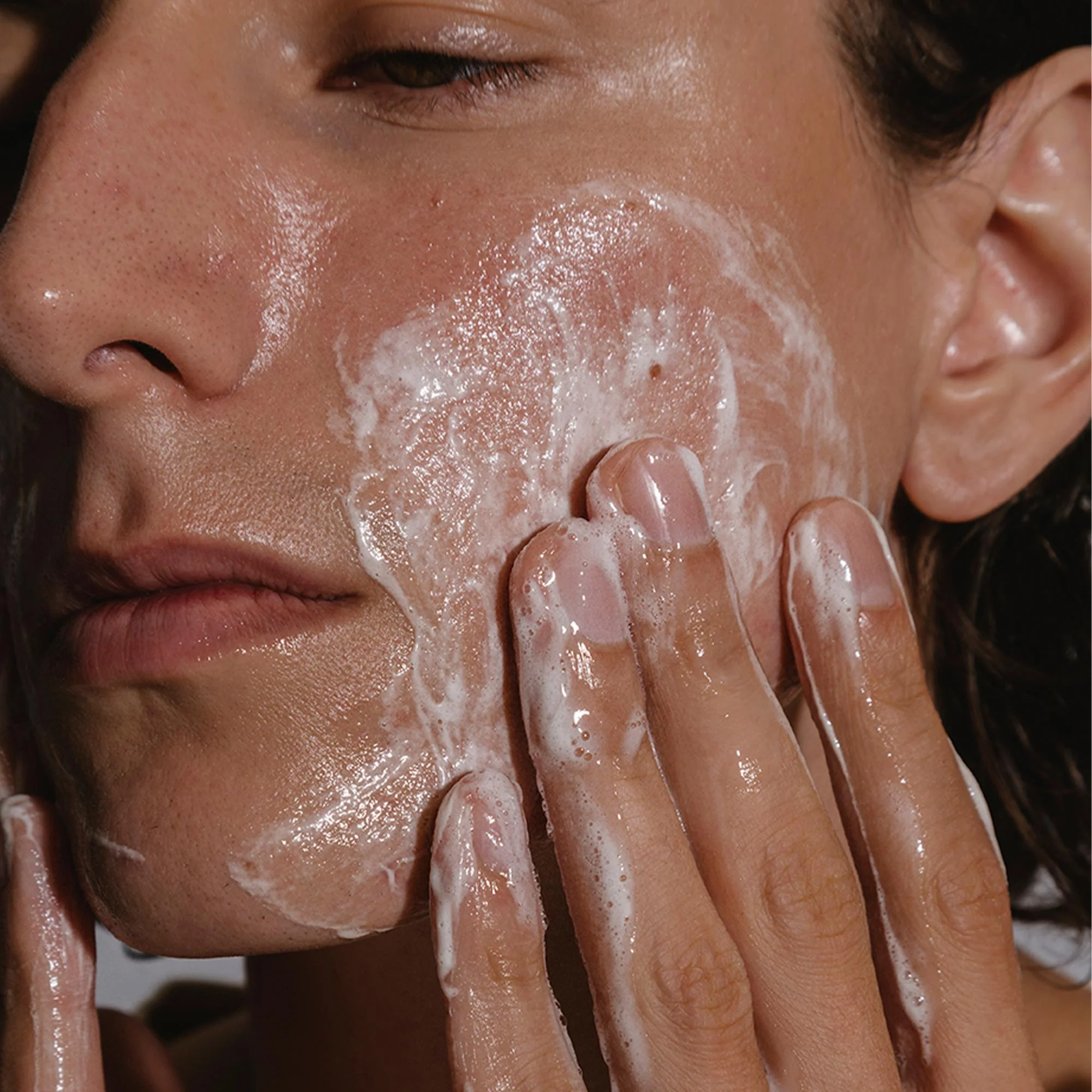 Madara Acne Sebum Control Clear Skin Wash 140ml - Image 4