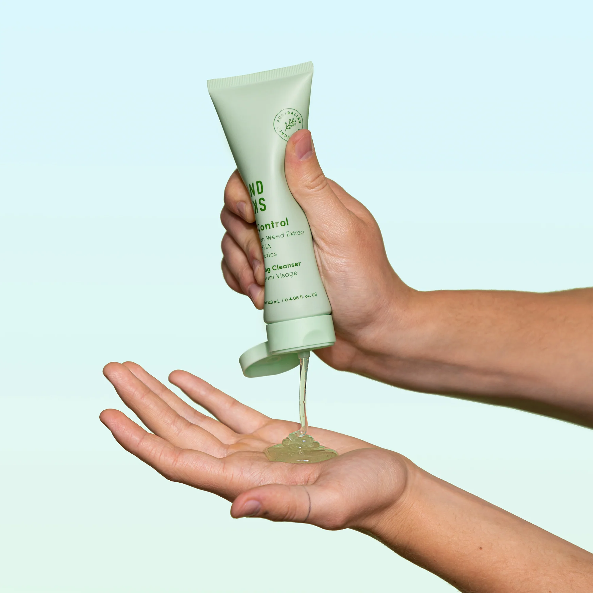Sand & Sky Oil Control Clearing Cleanser 120ml - Image 5